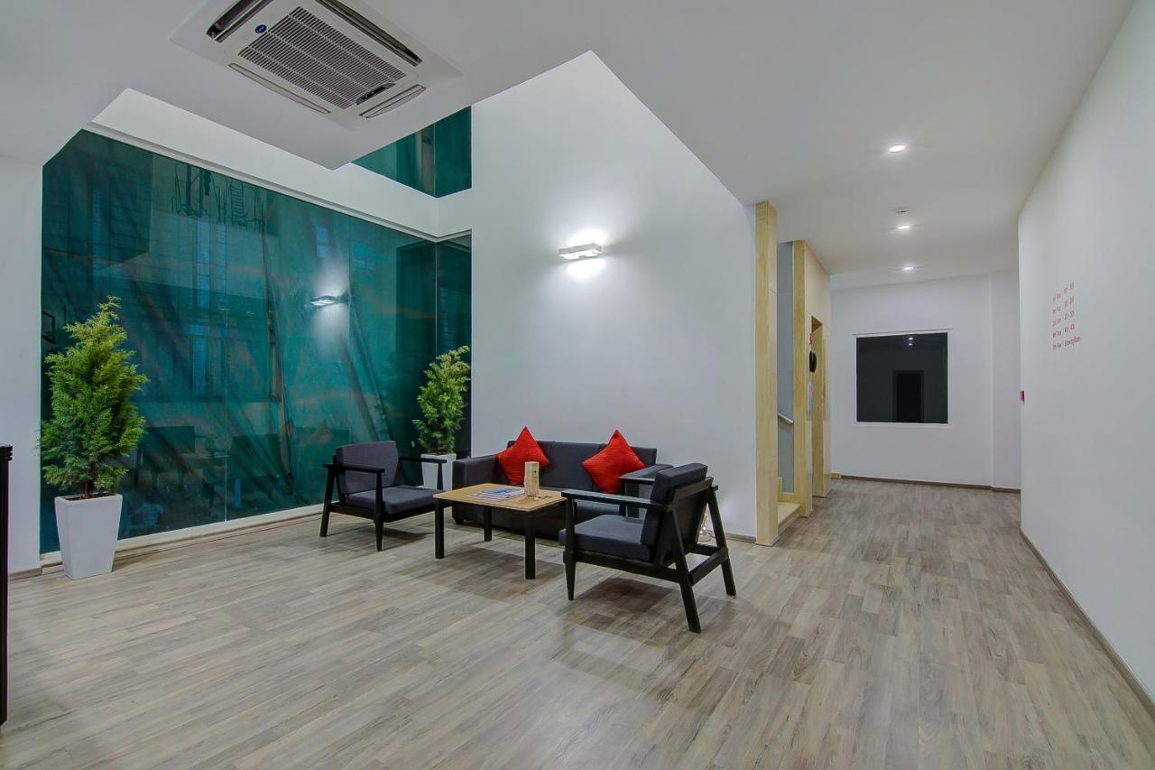 Townhouse Global Wings Hotels Near Sri Amruth Chithra Mandira Bangalore Extérieur photo
