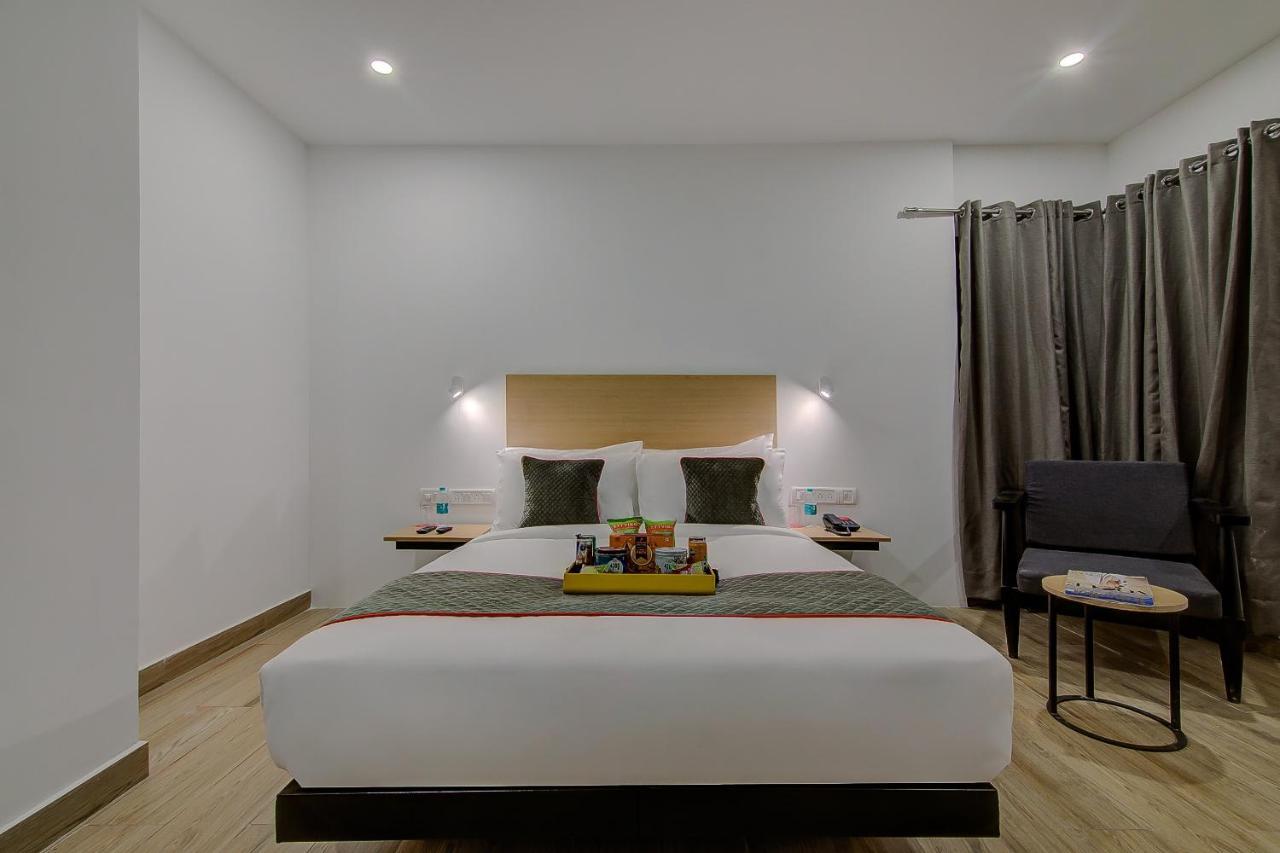 Townhouse Global Wings Hotels Near Sri Amruth Chithra Mandira Bangalore Extérieur photo